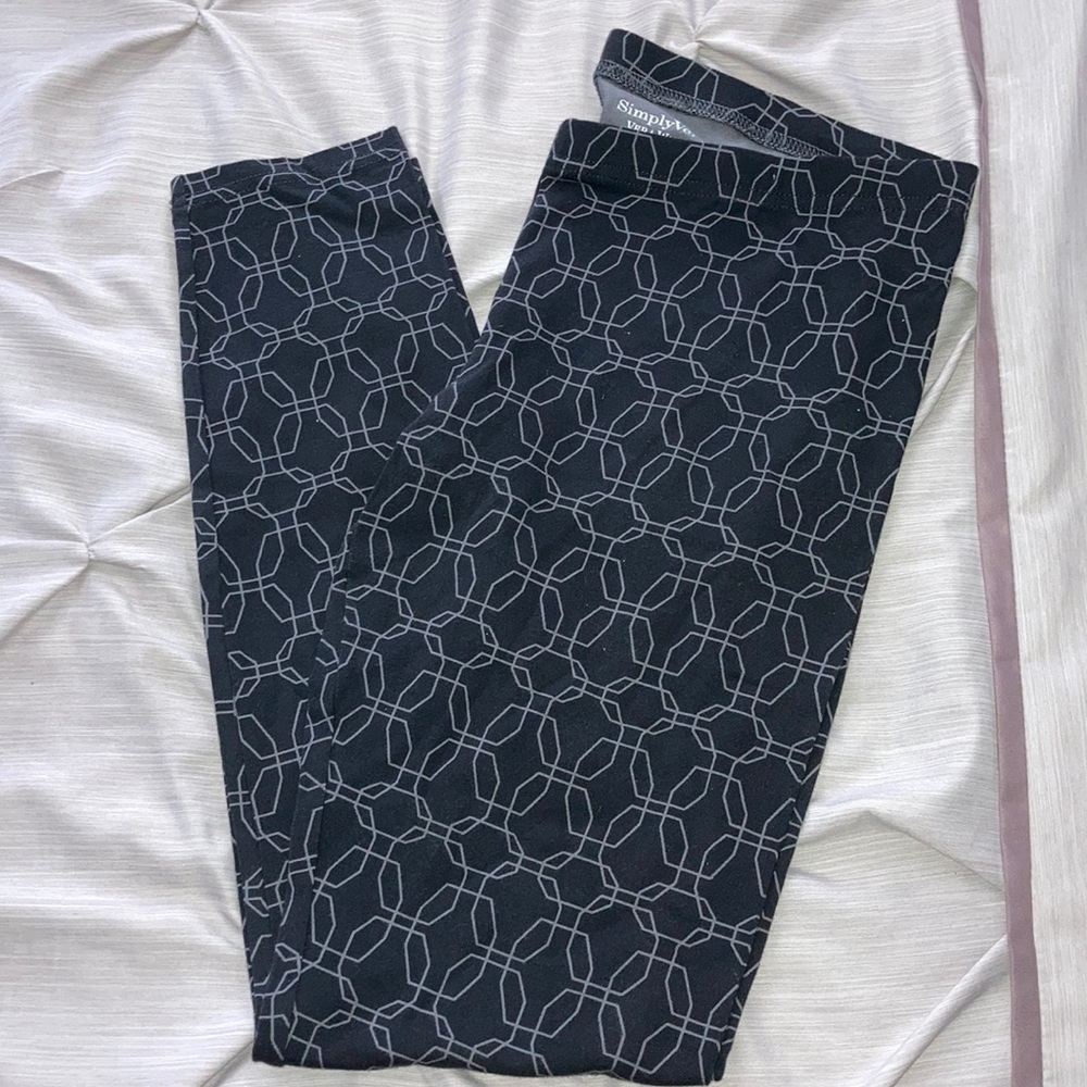 Simply Vera patterned leggings